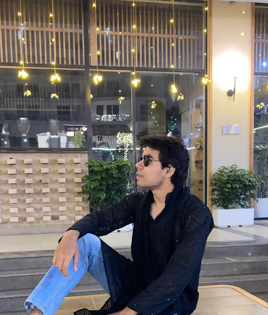 Portrait of Tanmay Srivastava, web developer